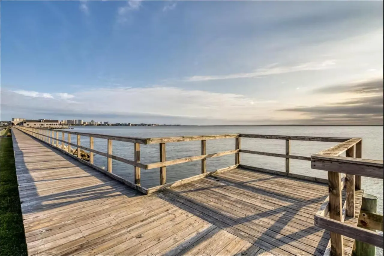 Montego Bay Gulf Stream Getaway Villa Ocean City